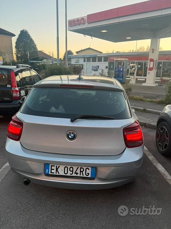 Begagnad BMW 118 143 HK (105 kW) 2011 Halvkombi