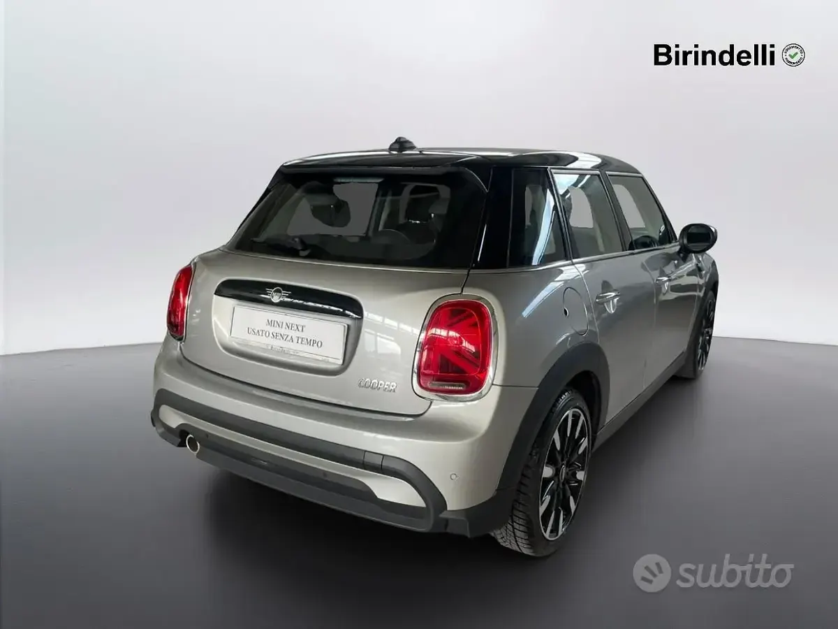 Usata Mini Cooper Classic 136 CV (100 kW) 2023 Grigio Utilitaria