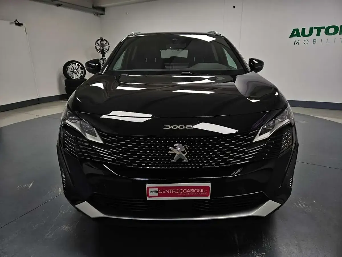 Usata Peugeot 3008 Allure 131 CV (96 kW) 2023 Nero SUV