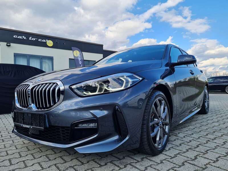 Usata BMW 118 M Sport 140 CV (102 kW) 2022 Grigio Utilitaria