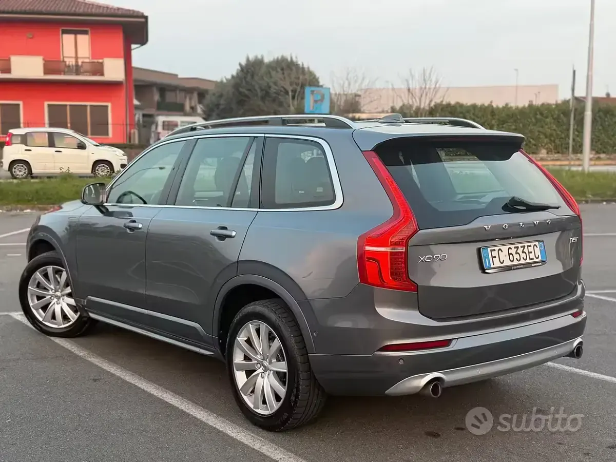Usado Volvo XC90 225 HP (165 kW) 2015 Cinzento SUV