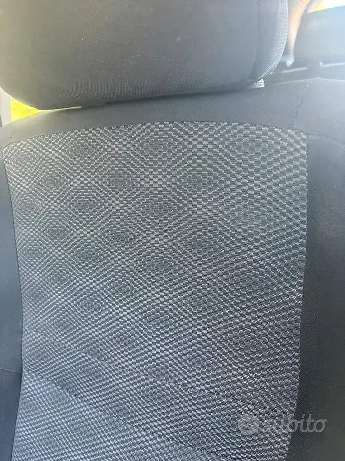 Usata Nissan Qashqai 110 CV (80 kW) 2016 Grigio SUV
