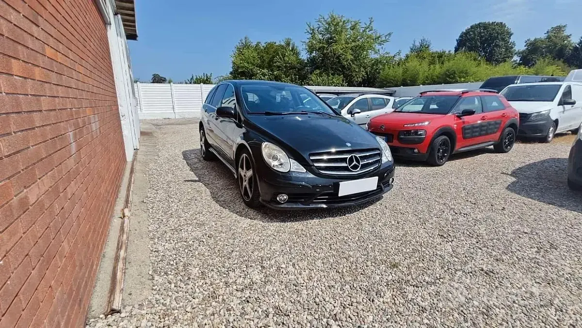 Usata Mercedes R320 Chrome 224 CV (164 kW) 2010 Nero Station wagon
