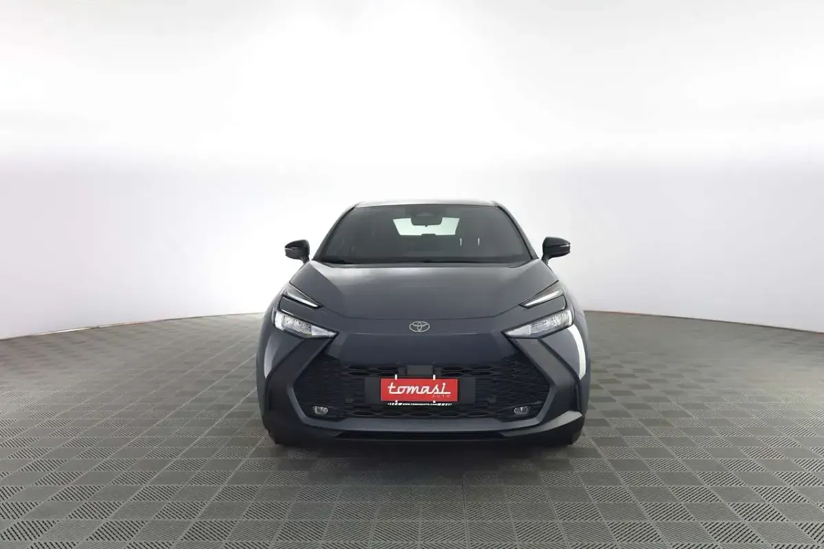 Nuova Toyota C-HR Active 98 CV (72 kW) 2026 Ash grey SUV