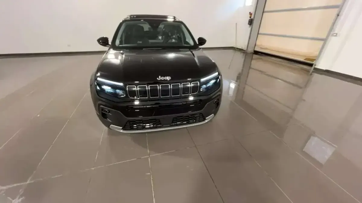 Nuova Jeep Avenger Summit 101 CV (74 kW) 2026 Nero SUV