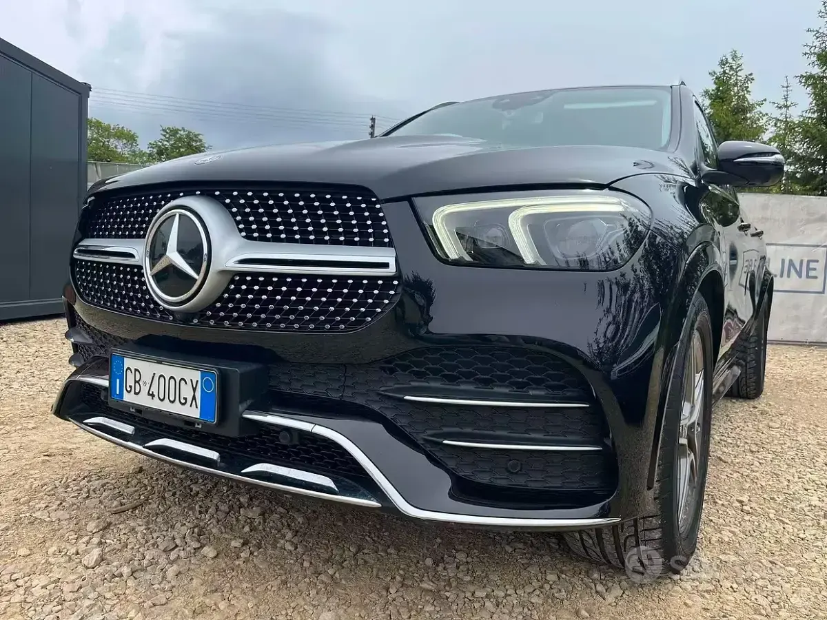 Usata Mercedes GLE300 Premium 245 CV (180 kW) 2020 Nero SUV