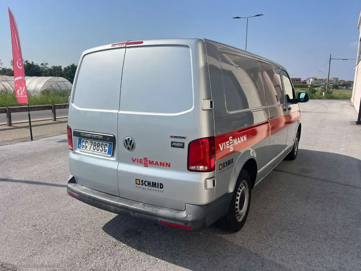 Usata VW T6.1 150 CV (110 kW) 2021 Argento Furgone