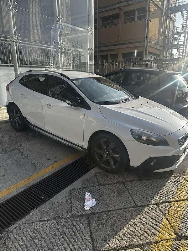 Usata Volvo V40 CC Business Edition 114 CV (83 kW) 2014 Station wagon
