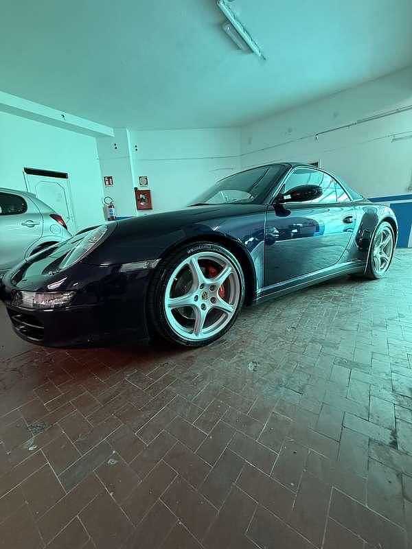 Usata Porsche 911 Carrera 4S Cabriolet 355 CV (261 kW) 2006 Blu Cabrio