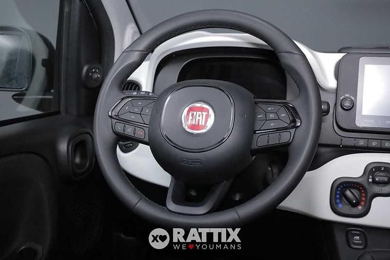 Usata Fiat Panda Cross Cross 70 CV (51 kW) 2025 Utilitaria