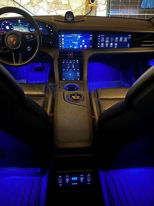 Usata Porsche Taycan 4S 139 kW (190 CV) 2021 Nero Berlina
