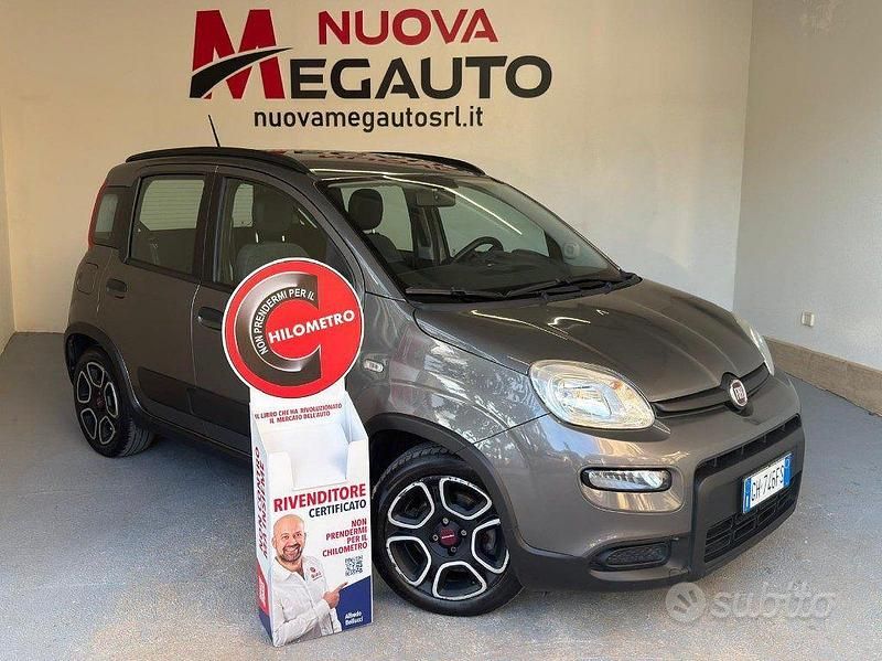 Usata Fiat Panda City Life 69 CV (50 kW) 2022 Grigio Utilitaria