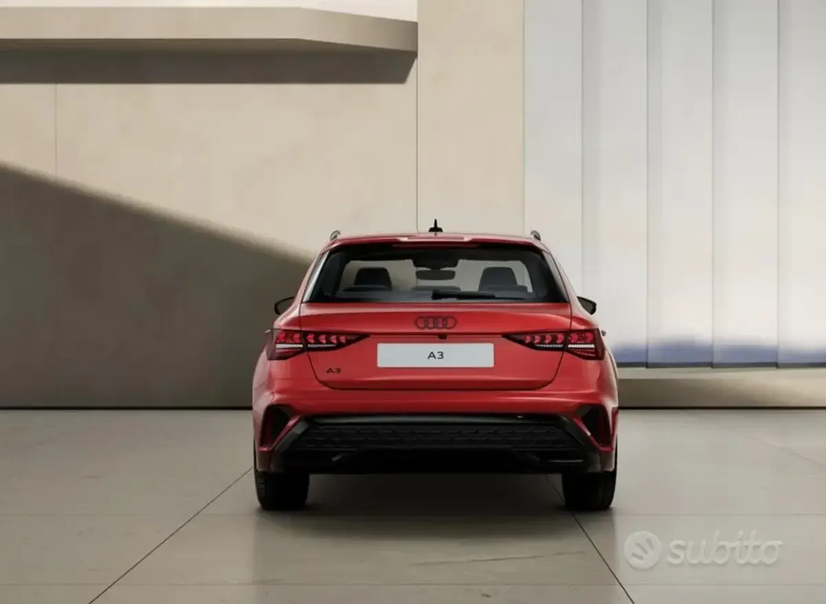 Usata Audi A3 S-Line 150 CV (110 kW) 2025 Rosso Berlina