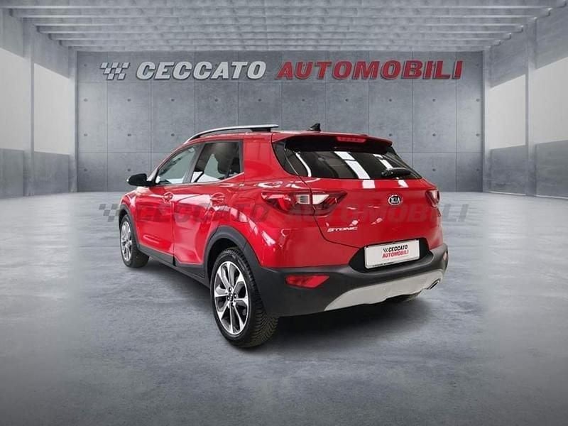 Usata Kia Stonic 100 CV (73 kW) 2020 Rosso SUV