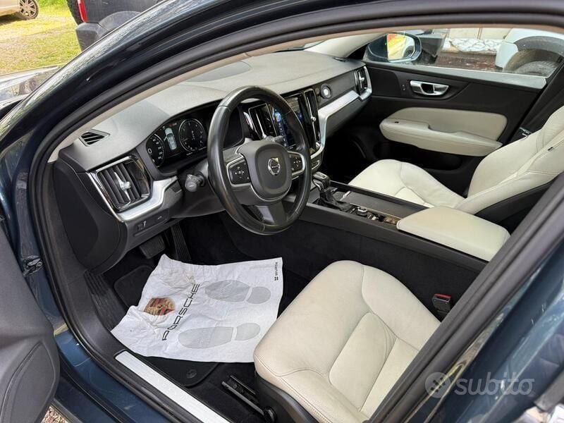 Usata Volvo V60 2019 Station wagon