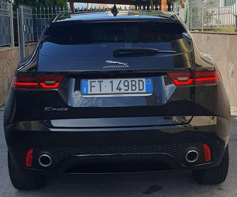 Usata Jaguar E-Pace R-Dynamic 179 CV (131 kW) 2019 SUV