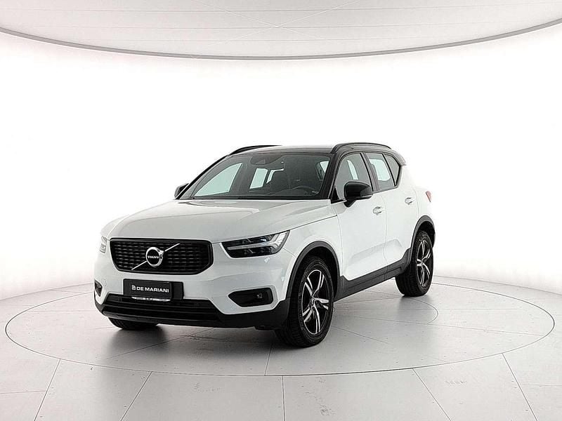 Perlato Usata 2018 Volvo XC40 R-Design SUV | 25.900 € (Buon prezzo) - Immagine 1/4