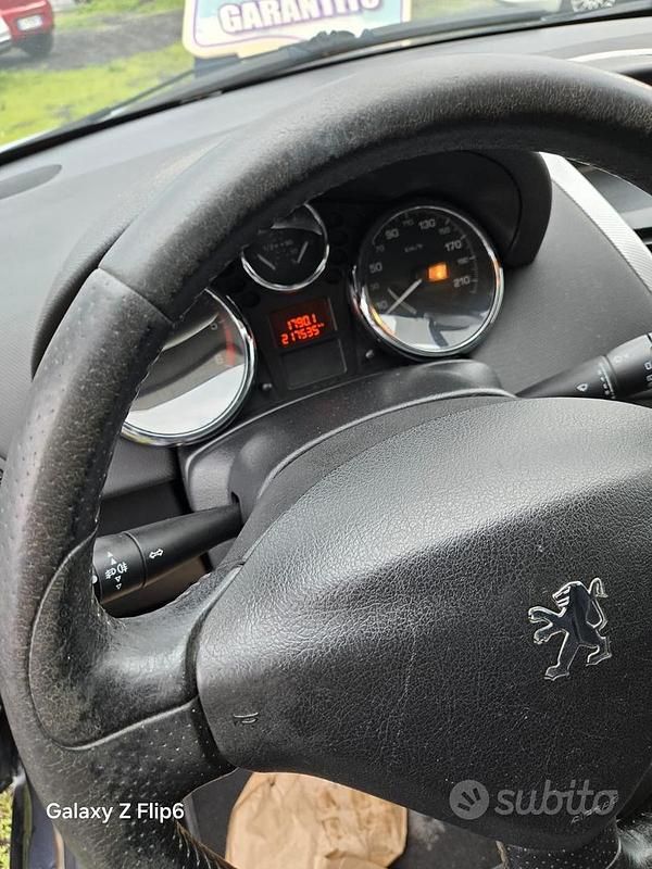 Usata Peugeot 207 70 CV (51 kW) 2007 Grigio Berlina