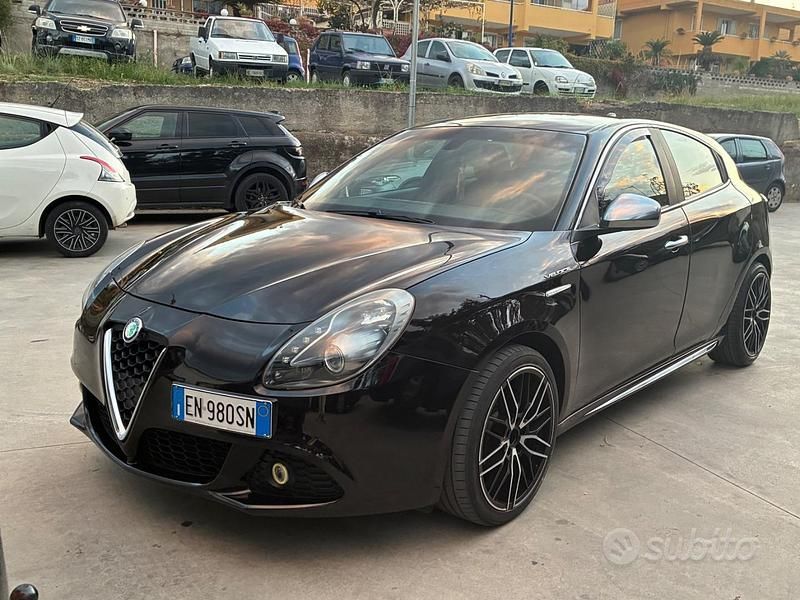 Usata 2012 Alfa Romeo Giulietta Due volumi | 4999 € (Super prezzo) - Immagine 1/4