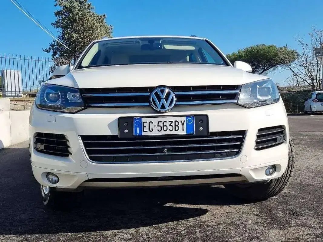 Usata VW Touareg 239 CV (175 kW) 2011 Bianco SUV
