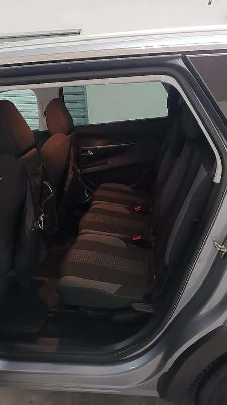 Usata Peugeot 5008 Active 131 CV (96 kW) 2019 SUV