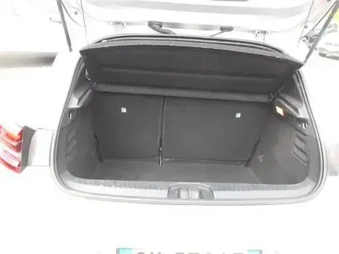 Usata Renault Clio Intens 100 CV (73 kW) 2022 Grigio chiaro Utilitaria