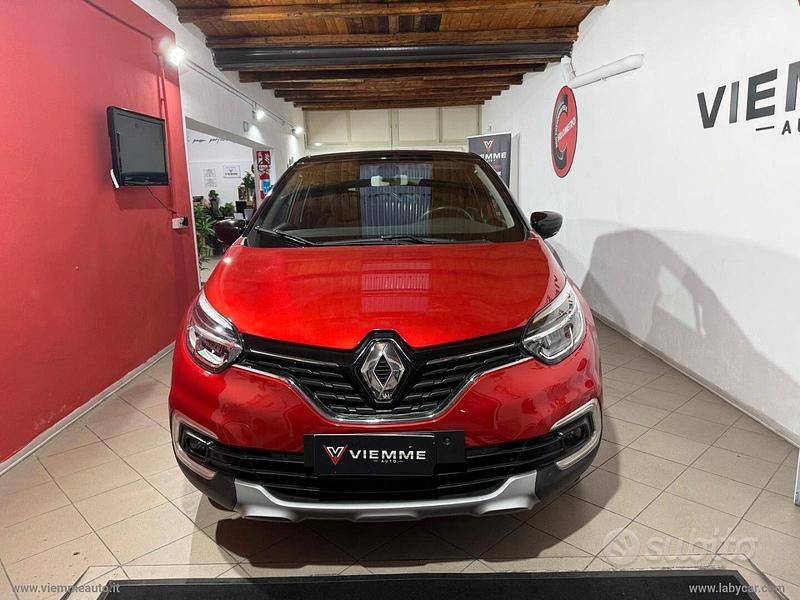 Usata Renault Captur Bose Edition 90 CV (66 kW) 2018 Rosso SUV