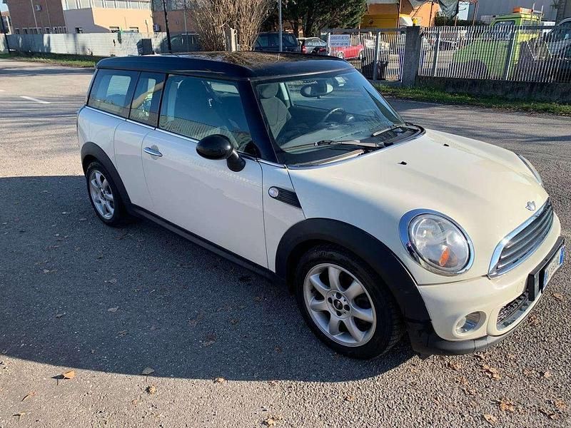 Beige Usata 2008 Mini Cooper D Clubman Station wagon | 3200 € (Ottimo prezzo) - Immagine 1/4