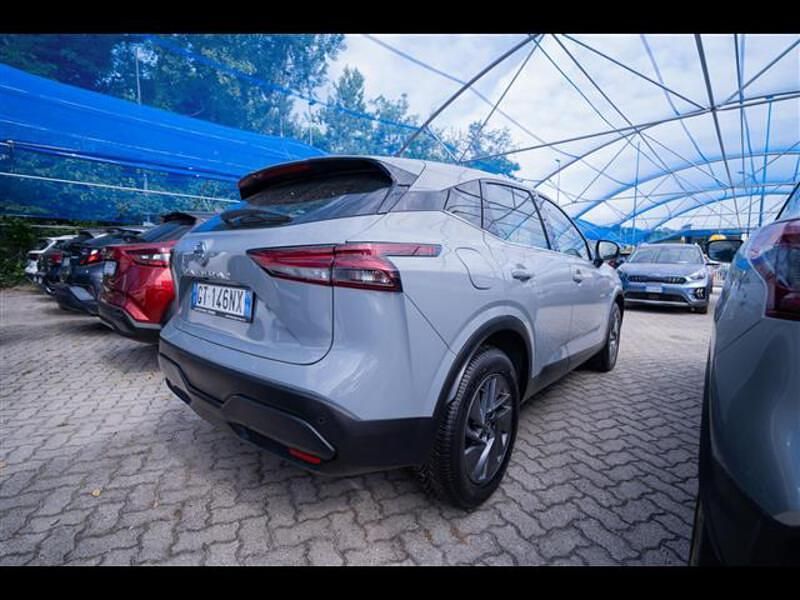 Usata Nissan Qashqai 140 CV (102 kW) 2022 Grigio chiaro SUV