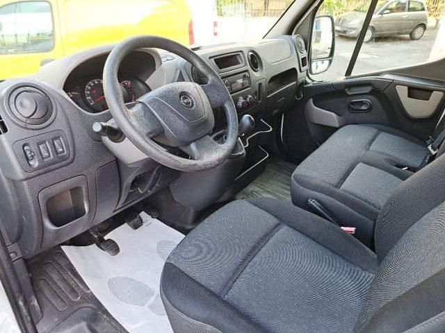 Usata Opel Movano 125 CV (91 kW) 2015 Bianco Monovolume