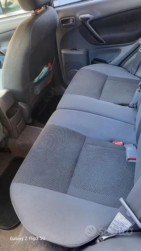 Usata Toyota RAV4 2002 Grigio SUV