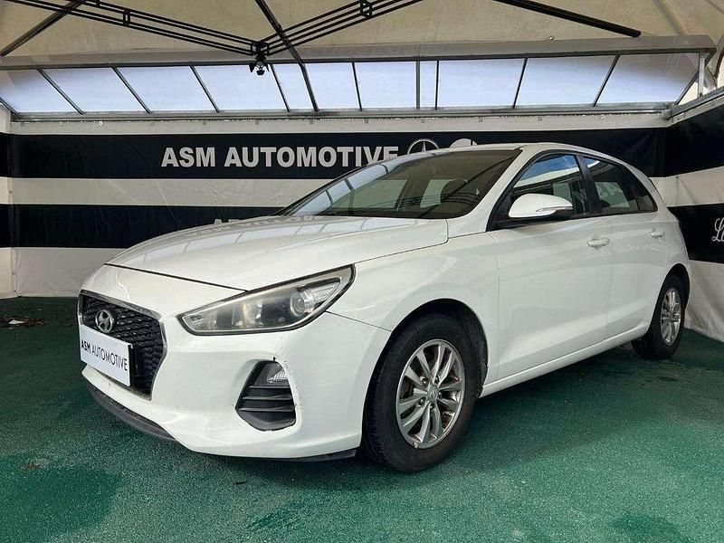 Usata Hyundai i30 Comfort 110 CV (80 kW) 2018 Bianco Station wagon