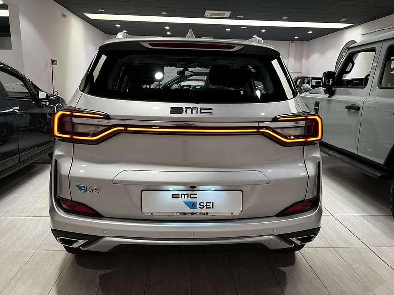 Nuova EMC SEI 147 CV (108 kW) 2026 Argento SUV