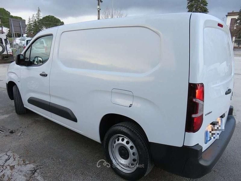 Usata Opel Combo S 131 CV (96 kW) 2023 Bianco Monovolume