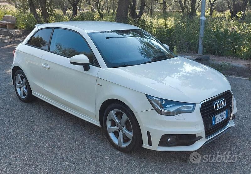 Usata Audi A1 Attraction 105 CV (77 kW) 2010 Bianco Berlina