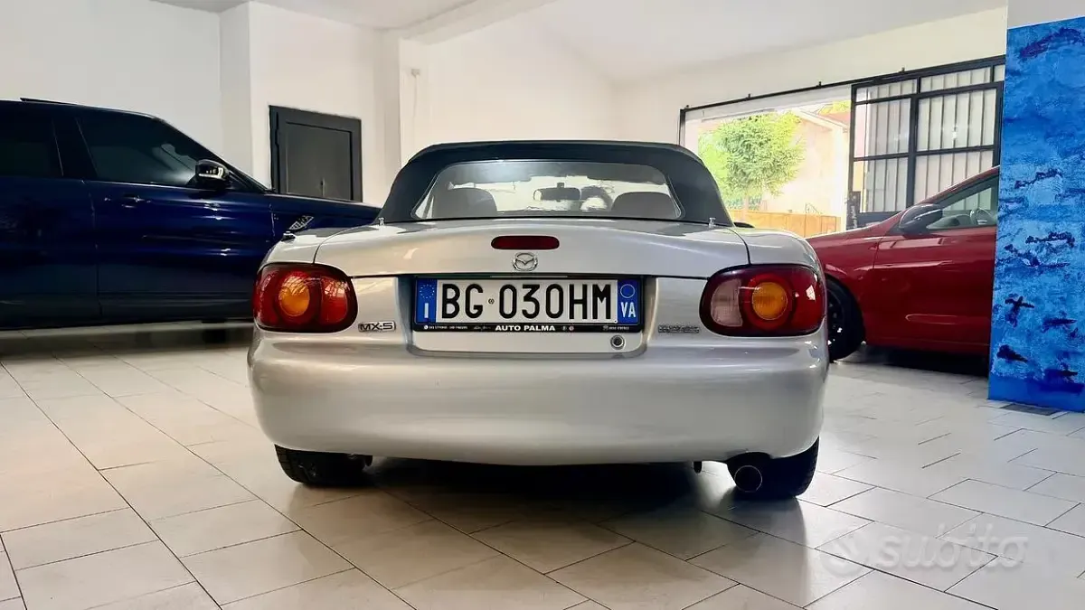 Usata Mazda MX5 Edition 110 CV (80 kW) 1999 Grigio Cabrio