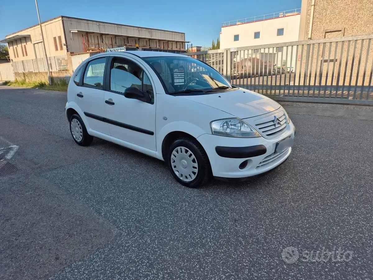 Usata Citroën C3 Elegance 60 CV (44 kW) 2003 Bianco Berlina