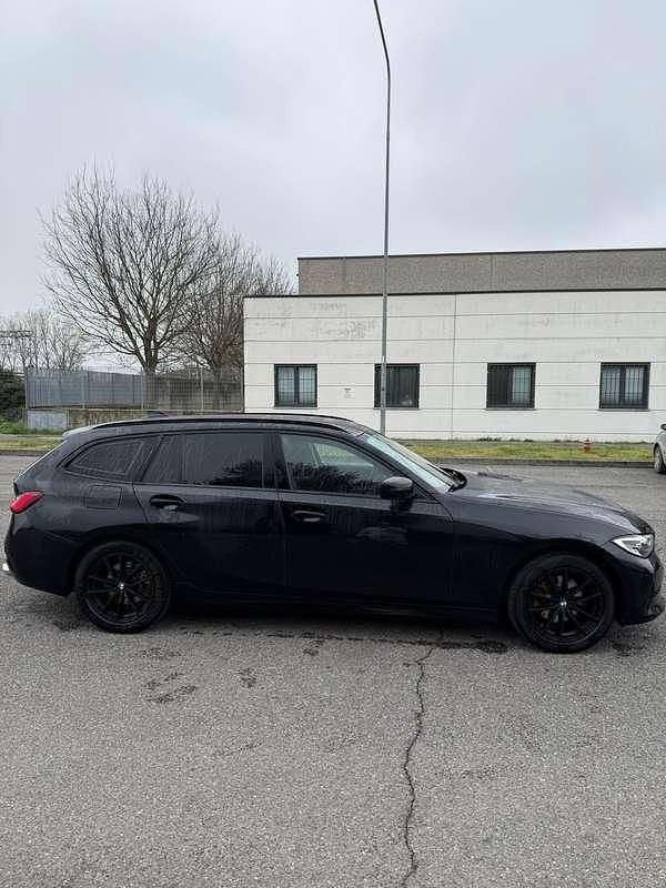 Usata BMW 320 Sport Line 190 CV (139 kW) 2020 Nero Berlina