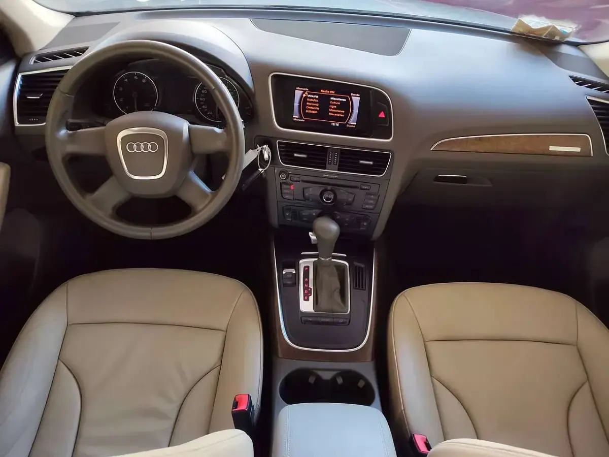 Usata Audi Q5 Ambiente 211 CV (155 kW) 2010 Grigio SUV