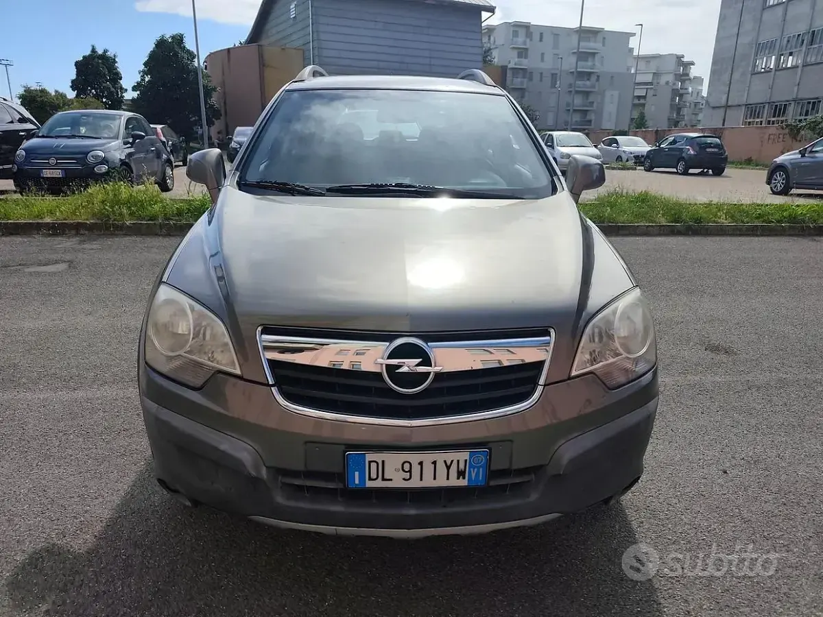 Usata Opel Antara 150 CV (110 kW) 2007 Marrone SUV