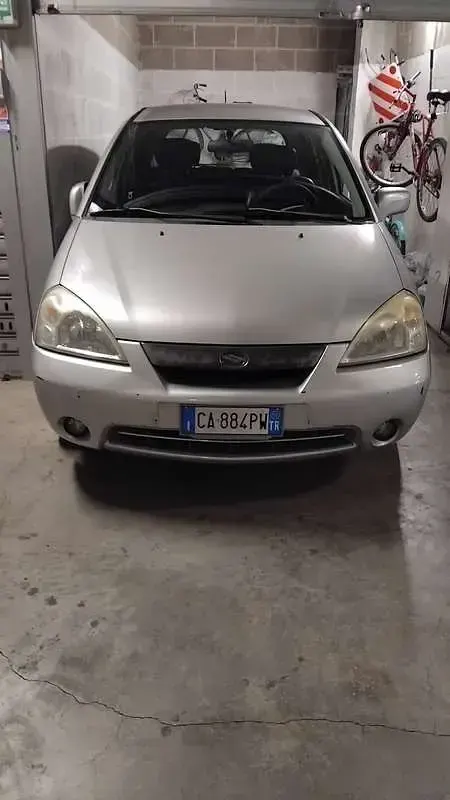 Usata Suzuki Liana GLX 103 CV (75 kW) 2003 Grigio Berlina