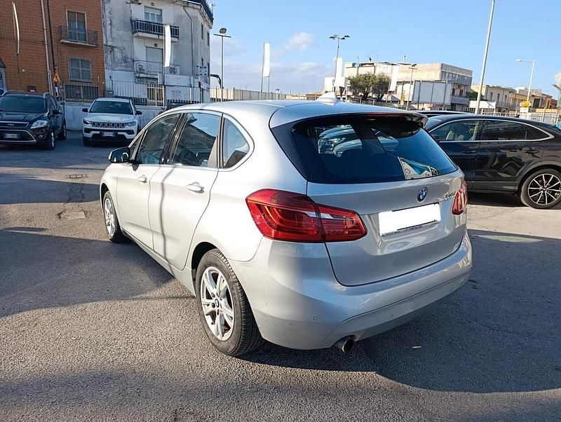 Usata BMW 214 Active Tourer Luxury Line 89 CV (65 kW) 2016 Grigio Monovolume
