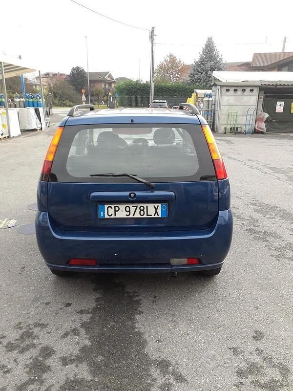 Usata Subaru Justy 94 CV (69 kW) 2003 Blu Utilitaria