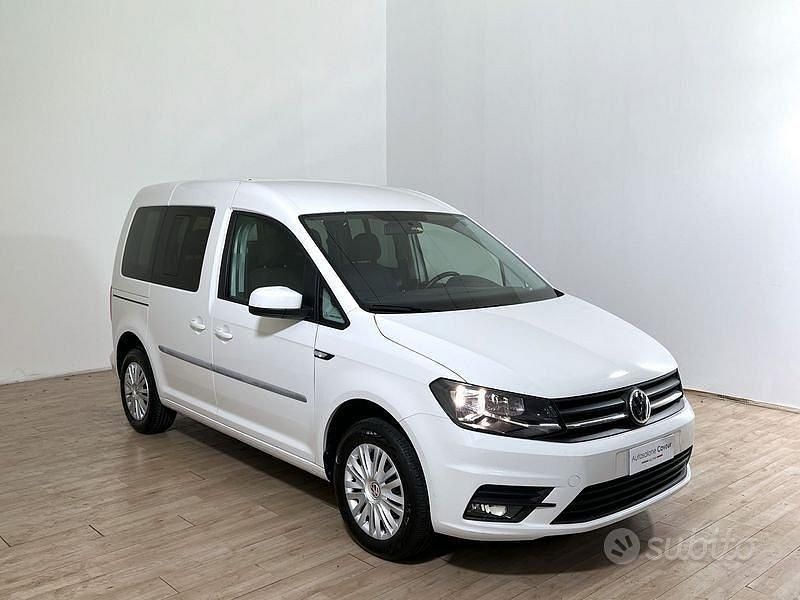 Usata VW Caddy Trendline 102 CV (75 kW) 2018 Bianco Monovolume