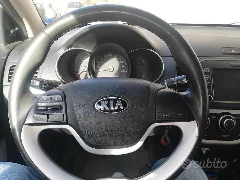 Usado Kia Picanto 69 CV (50 kW) 2017 Blanco Utilitario