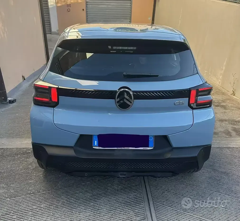 Usata Citroën C3 101 CV (74 kW) 2024 Blu Utilitaria