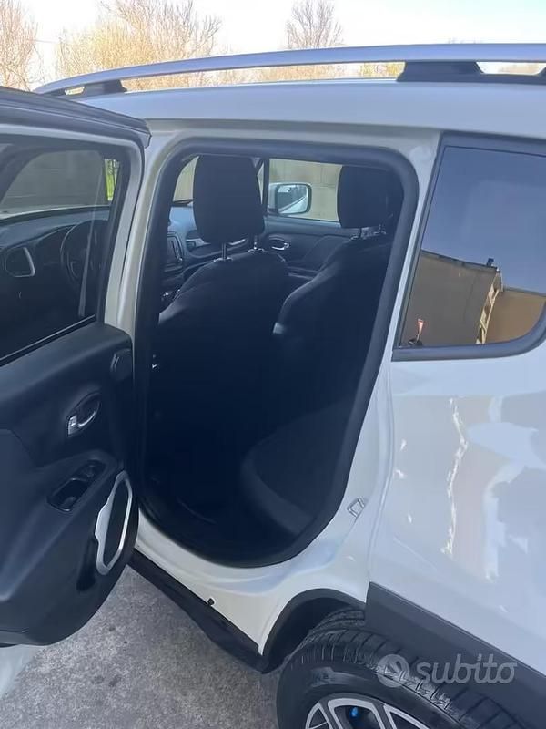 Usata Jeep Renegade 2016 Bianco SUV