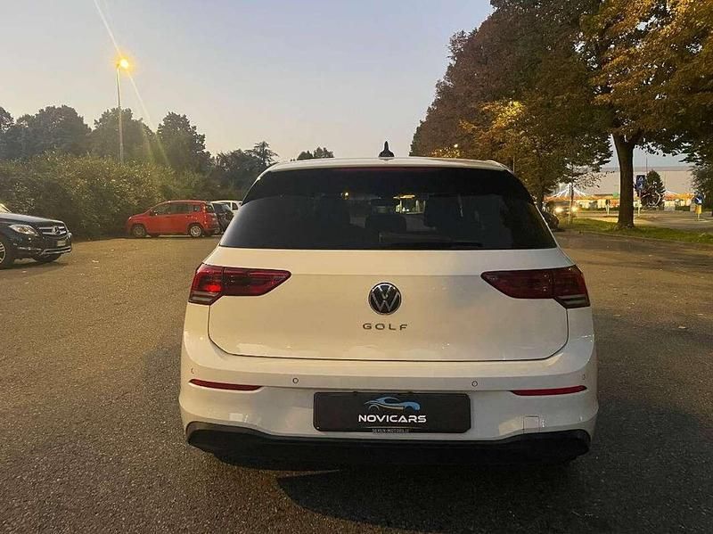 Usata VW Golf VII Life 150 CV (110 kW) 2020 Bianco Berlina