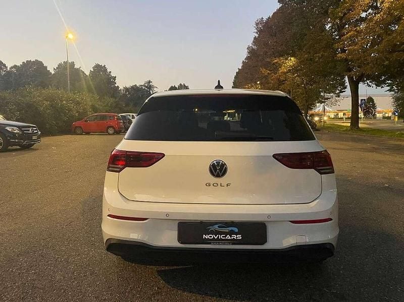 Usata VW Golf VIII Life 150 CV (110 kW) 2020 Bianco Berlina