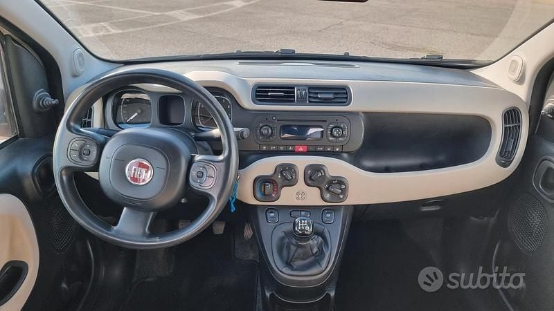 Usata Fiat Panda 70 CV (51 kW) 2016 Marrone Utilitaria